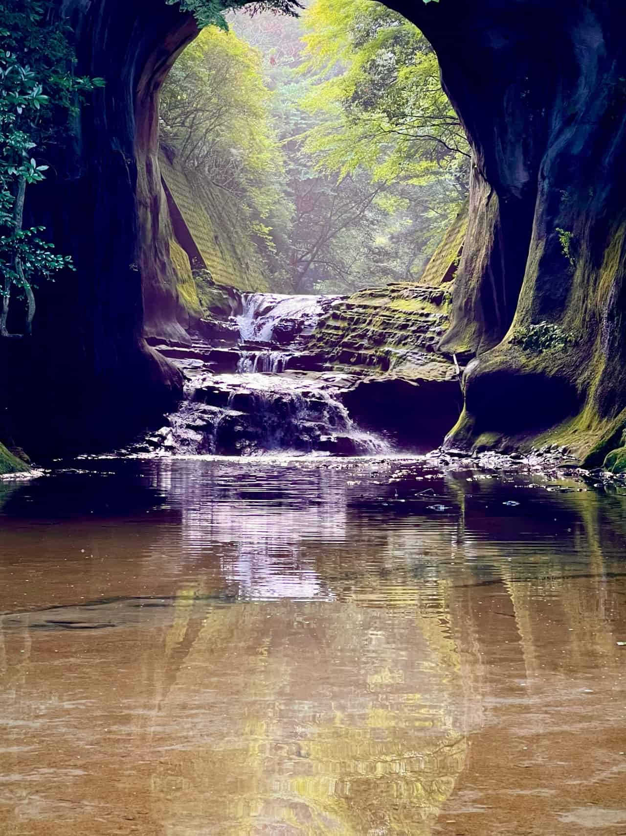亀岩のハート洞窟１